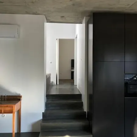 Private House In The Centre Of Apartment *