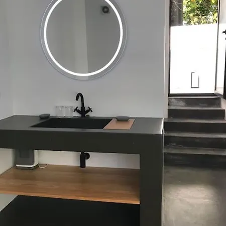 Private House In The Centre Of